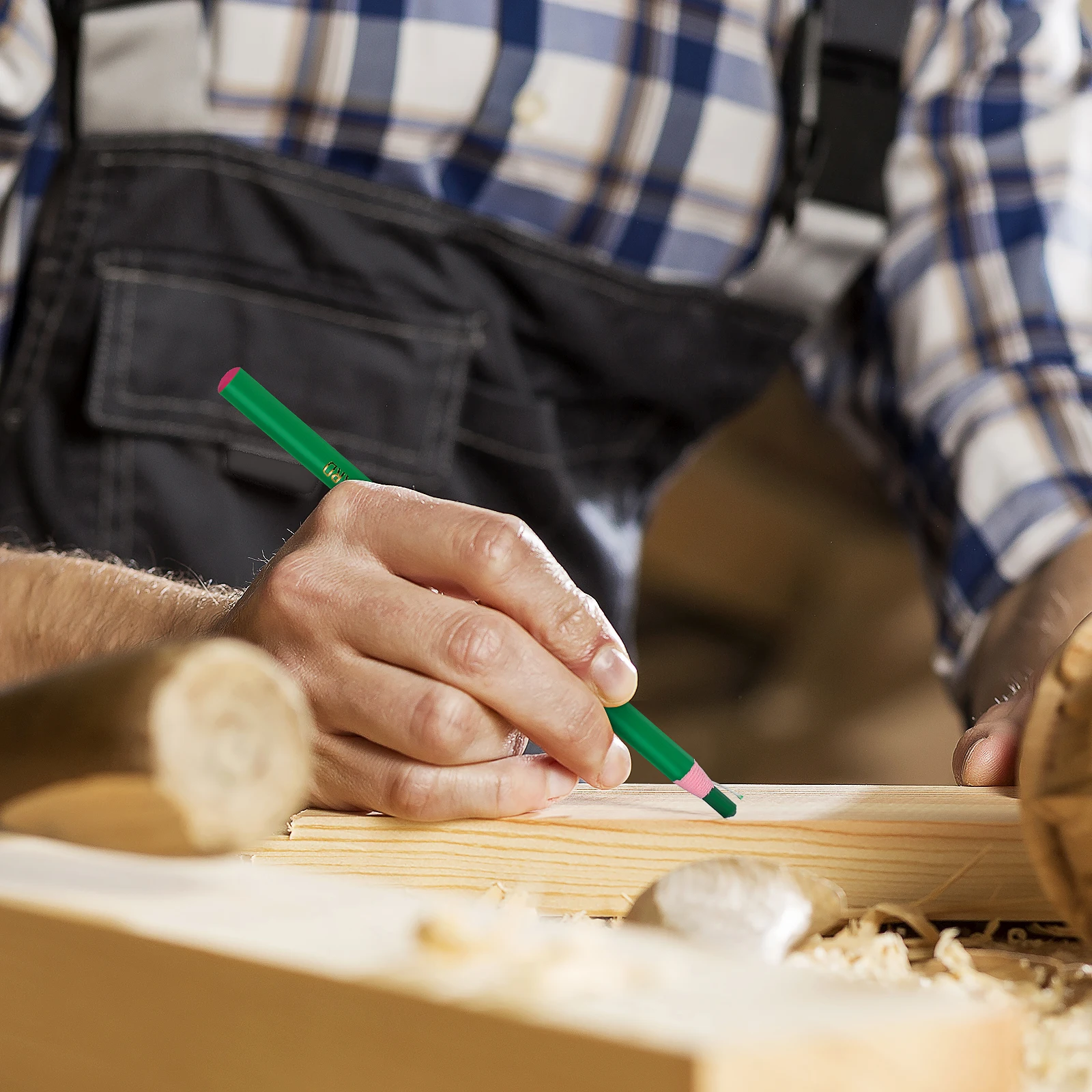 

24Pcs Multi-Function Mark Pens Durable Tailor Tailoring Cloth Wax Crayon Drawing Grease Pencils Crayons with Sharpener