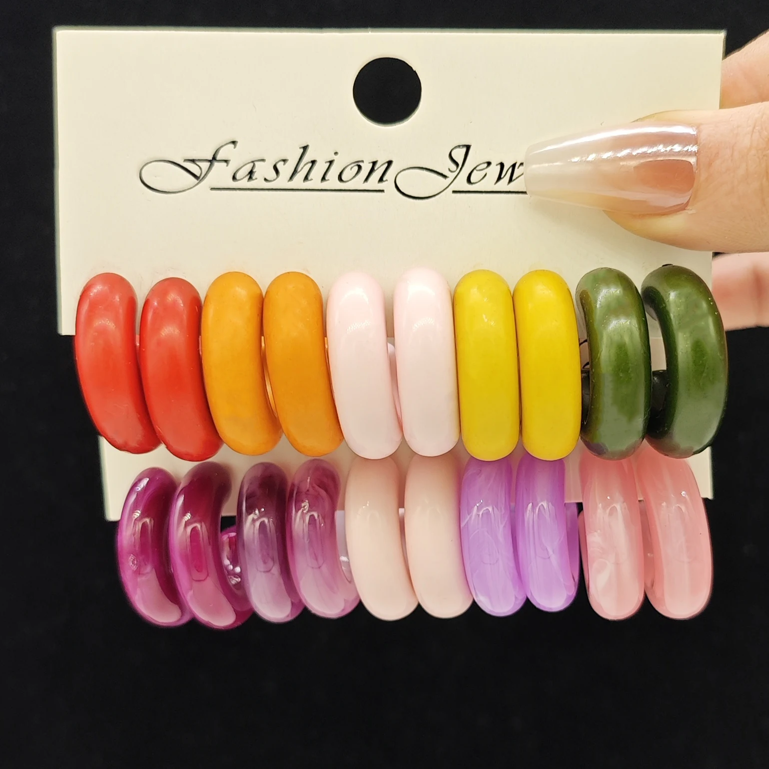 European and American cross-border jewelry Korean version minimalist acrylic C-shaped earrings spring colored dopamine earrings