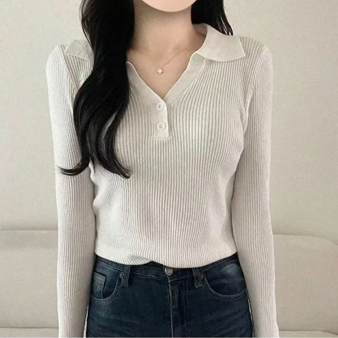 

Spring 2026 Women's Slim Fit Ne Knitted Sweater Long Sve Base irt Korean Sle Simple Design Inner Wear Top