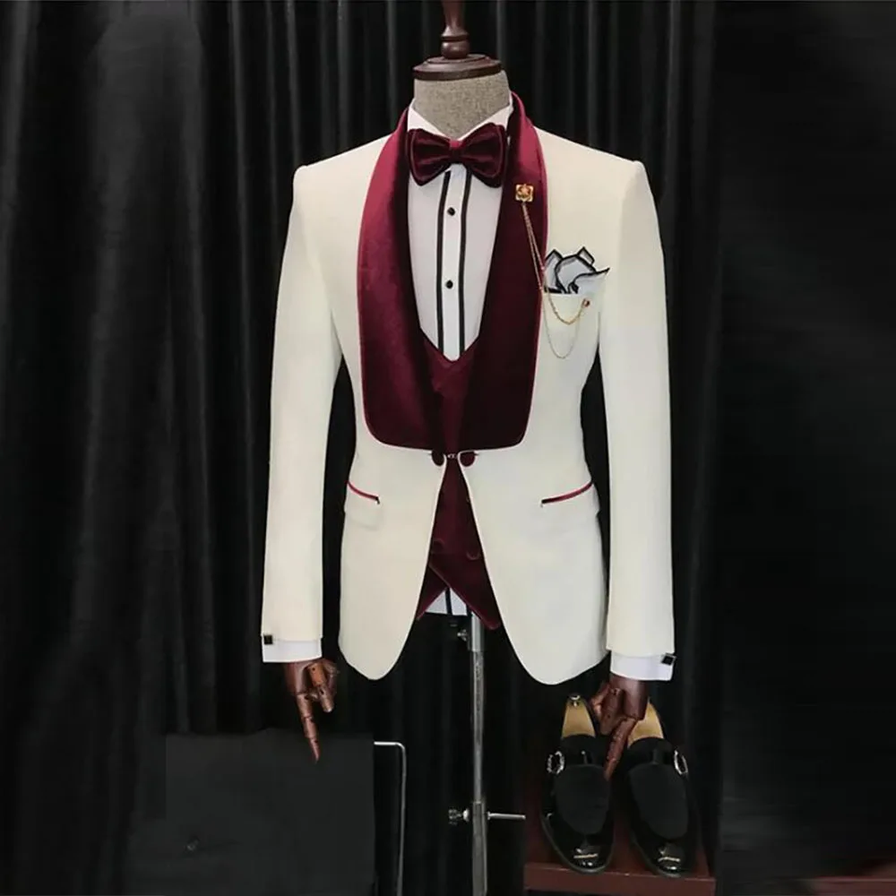 

Ivory Suits Men For Wedding Burgundy Velvet Jacket Vest Pants 3 Pieces Formal Man Evening Business Party Prom Blazer Tailored