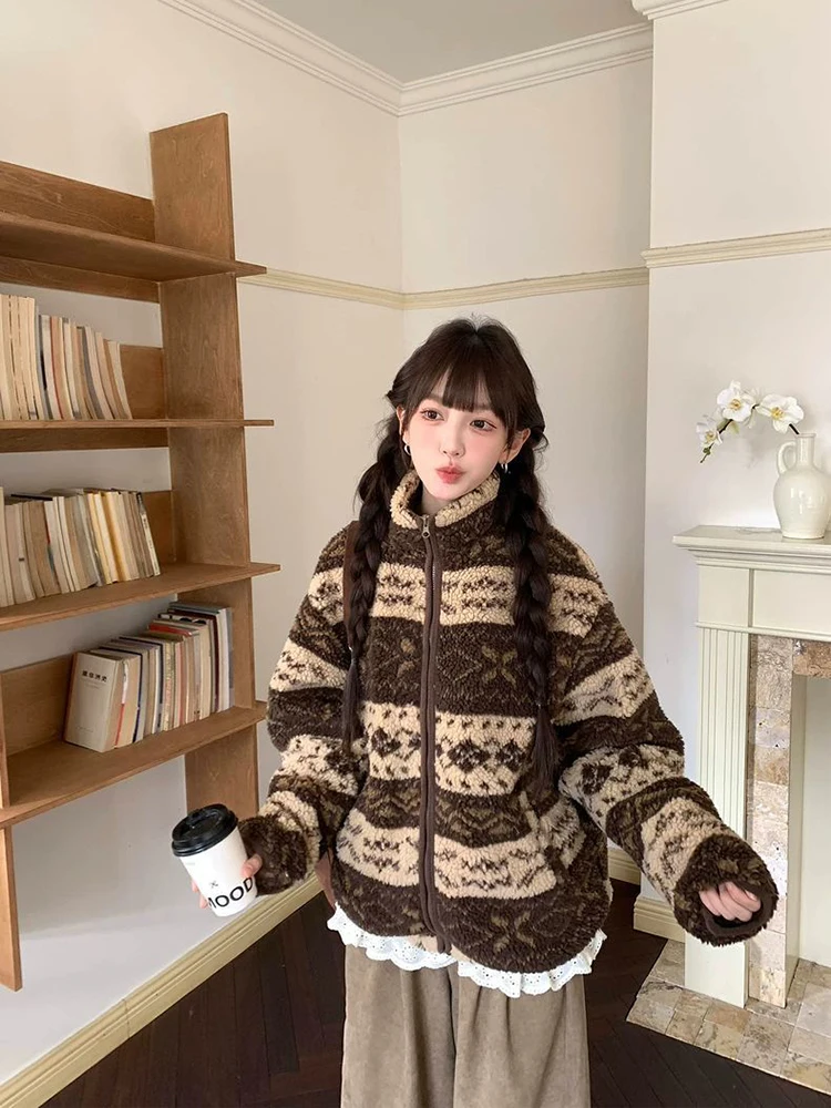 

Retro contrasting color jacquard stand up collar jacket women winter new style casual thick and warm plush cotton jacket