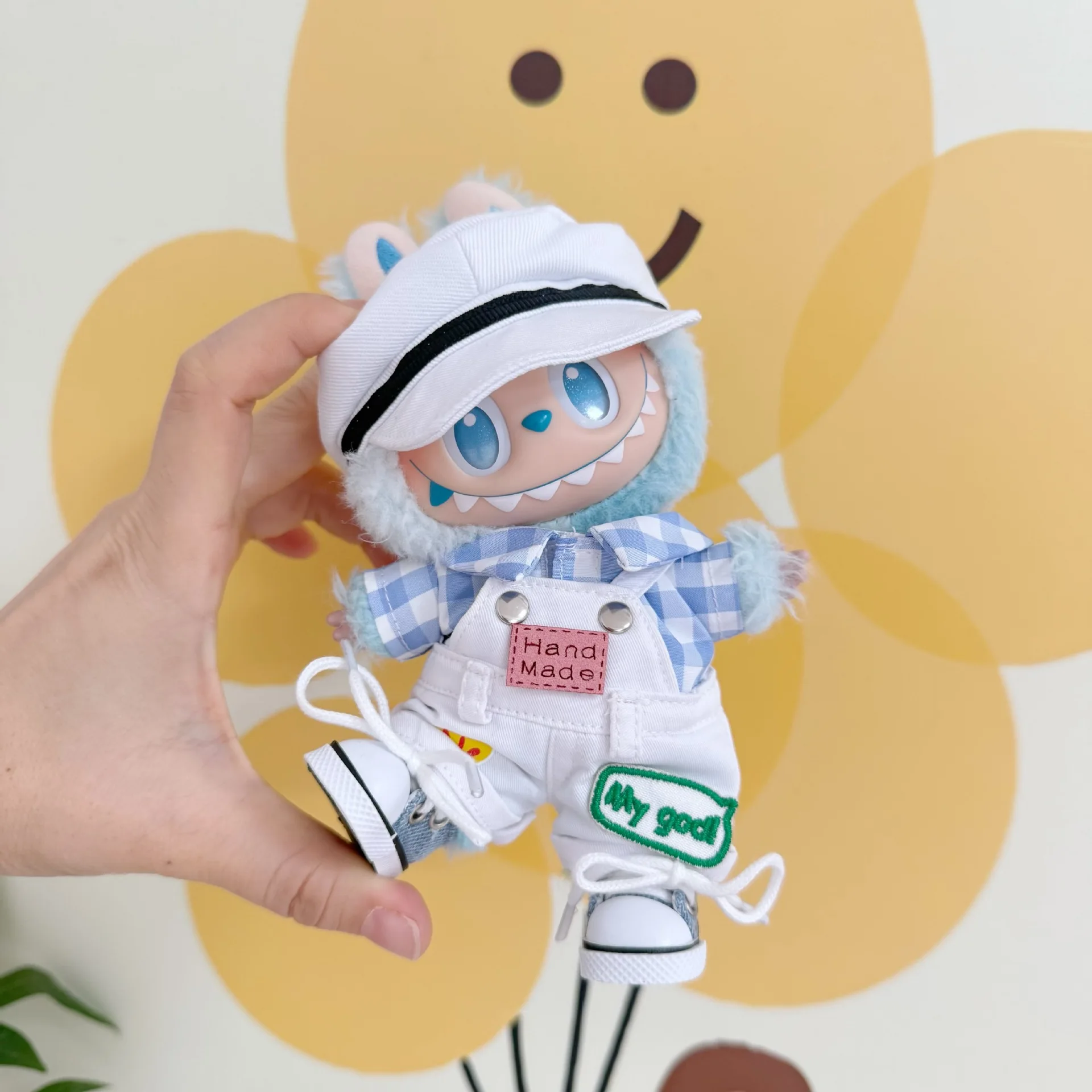 1世代～3世代のラビュブ用ドール服 15/17cm マルチカラーチェック柄シャツ サスペンダーパンツ 帽子セット – 漫画風遊び心のあるスタイルの衣装