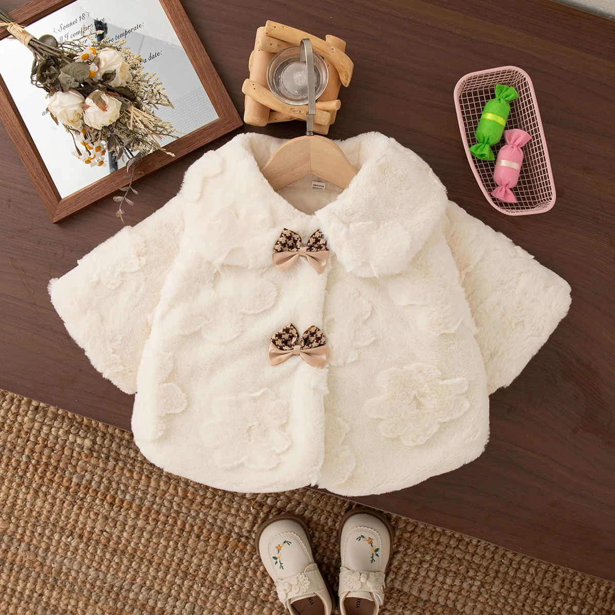 Dziewczęcy płaszcz jesienno-zimowy w kratę z kokardą, jednolity kolor, kołnierzyk, odzież wierzchnia dla niemowląt, urocze ciepłe kurtki dla niemowląt, ubranka dla niemowląt.