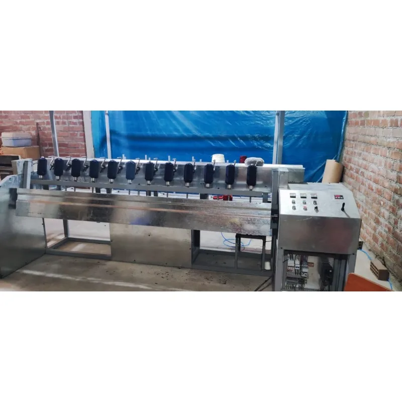 Avvolgitrice multi-palla per filato di lana a 12 mandrini