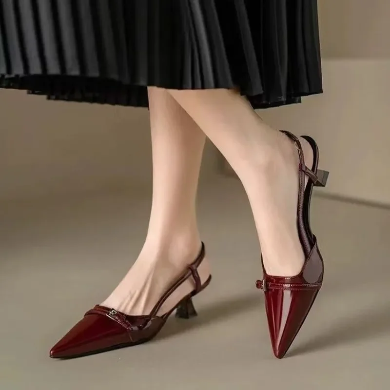 

Sharp Pointed Minimalist Low Heeled Sandals with Patent Leather Back Strap Black Formal Shoes Slim Heels Elegant Banquet Shoes