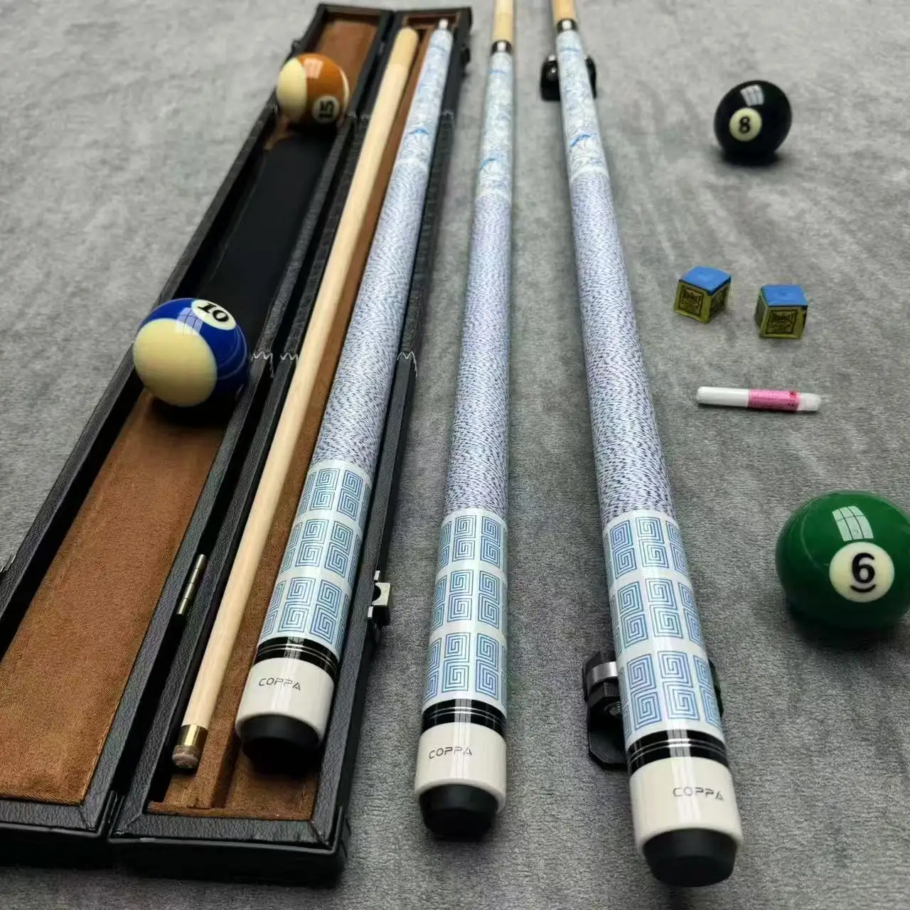 Blue and White Porcelain Chinese-style Carbon Fiber Pool Cue with High-Quality Maple Handle Suitable for Black Eight Nine-ball