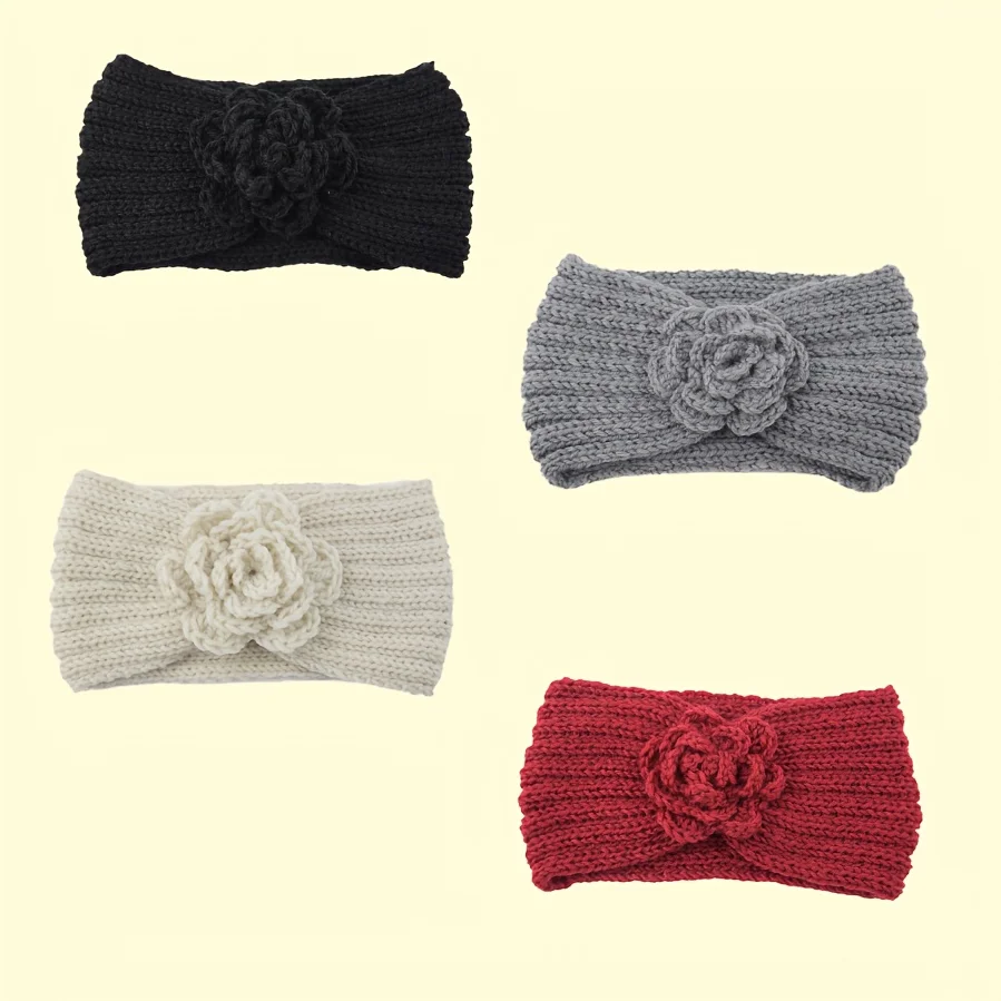 

A Women's Knitted Headband for Autumn and Winter, with Wide Edges To Prevent Slipping, Decorated with Roses, Made of Wool.