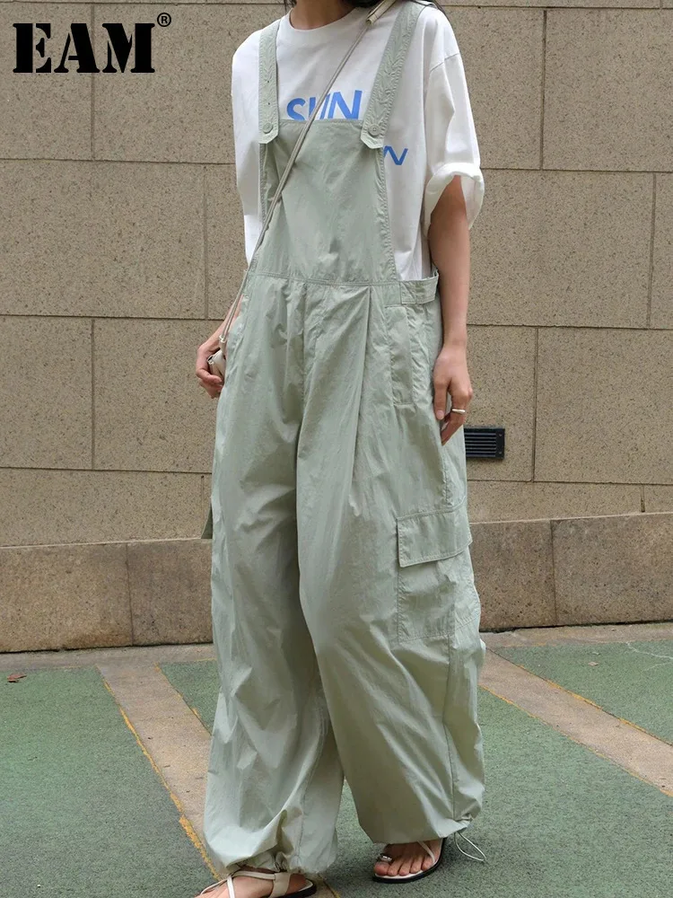 

[EAM] High Waist Green Pocket Casual Big Size Long Overalls Pants New Trousers Women Fashion Tide Spring Autumn 2024 1DH6471