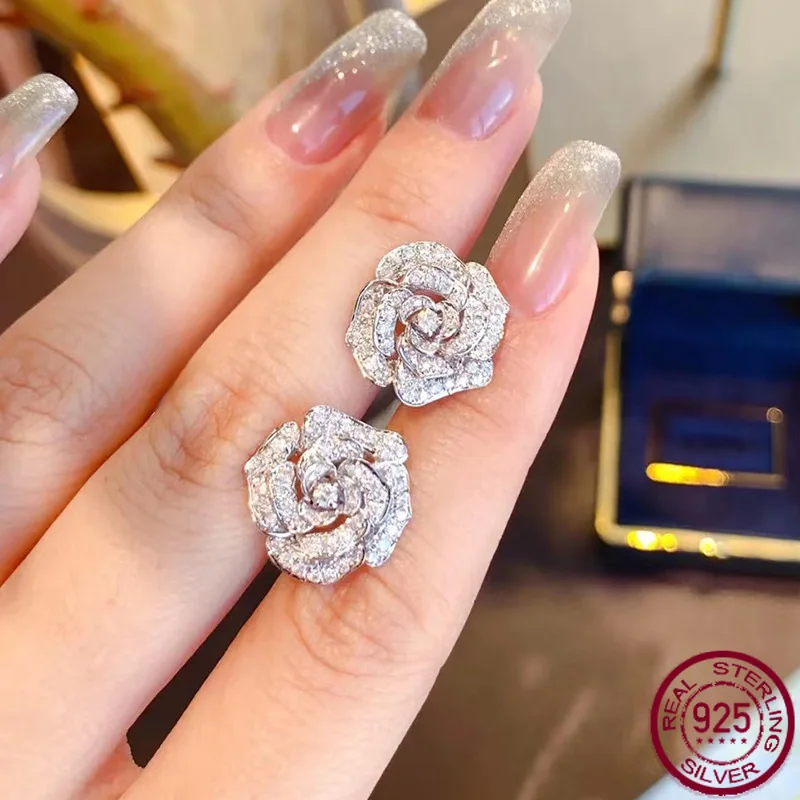 

Новые серьги из чистого серебра S925 с бриллиантами для тяжелой промышленности, камелия, трехмерный цветок, циркон, очаровательные серьги, свадебные украшения