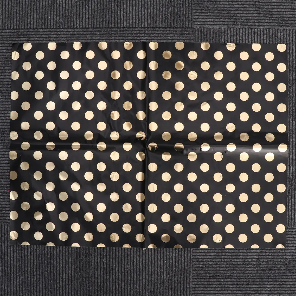 5Pcs 50x70cm Dots Wrapping Paper Elegant Gift Wrap Paper for Anniversary Retirement Art Craft