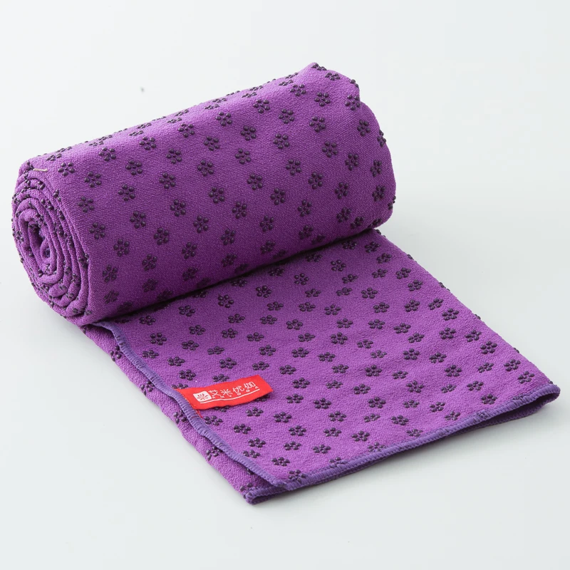 Microfiber anti slip yoga towel, fast dry and nice sweat absorb