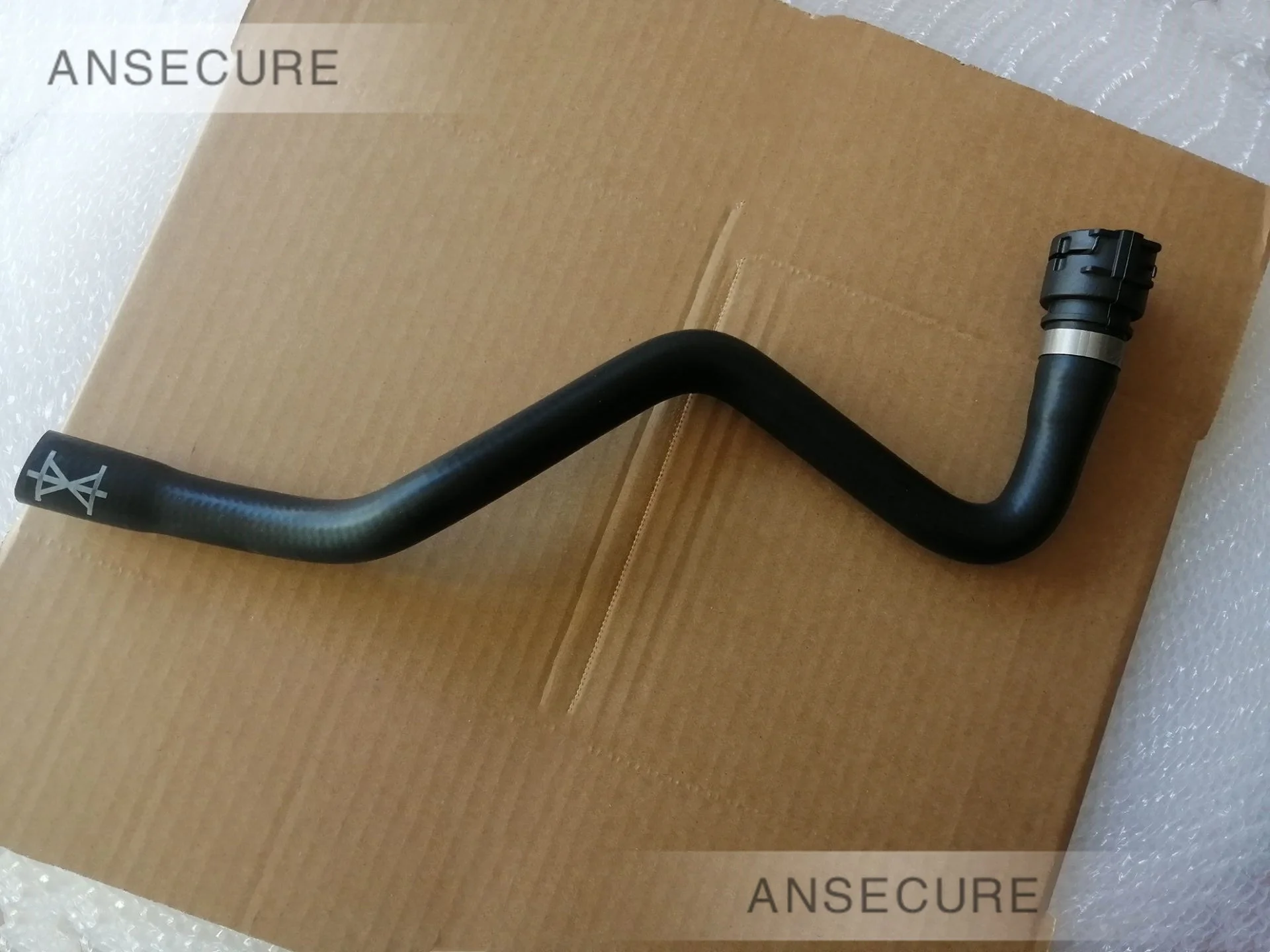 

3.0 BBJ Engine Heater Coolant Hose Pipe For Audi A6 C6 S6 2005-2008 4F1819371A