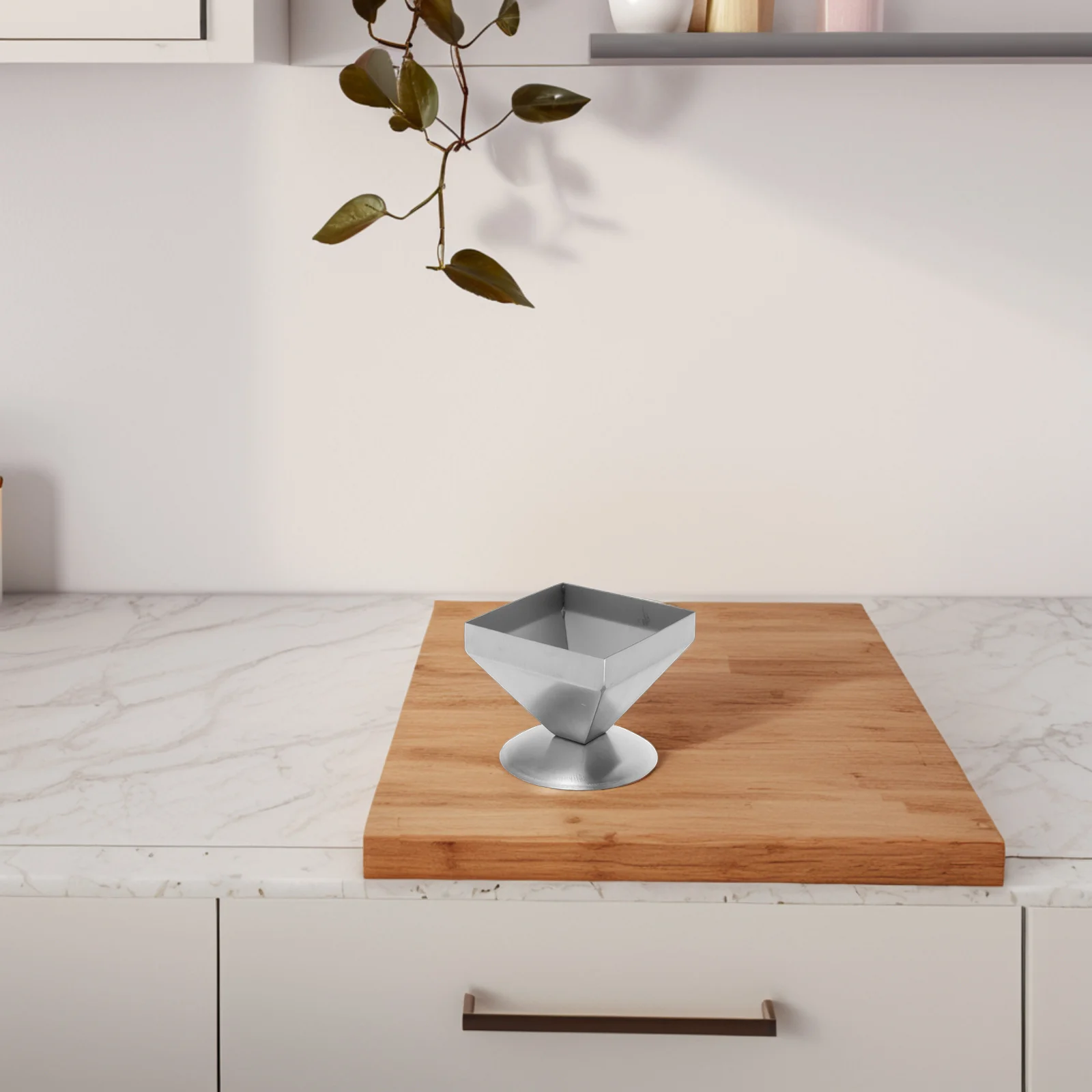 

Creative Stainless Steel Pyramid Mold for Meat Cake Chocolate Shaping Dish Presentation Household Kitchen Utensil Tool