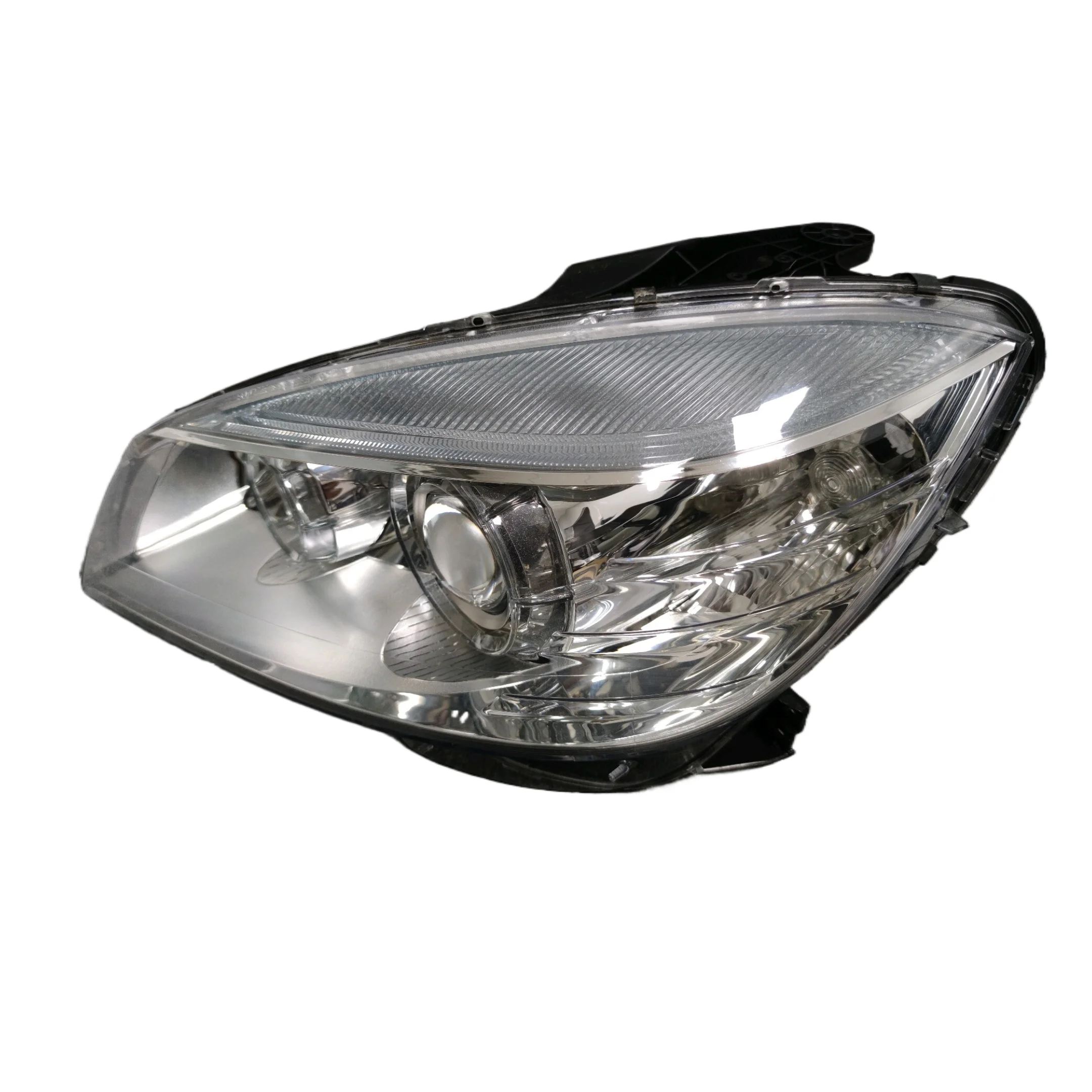 High Quality Front Headlights Suitable For Mercedes Benz C-Class W204 Hernia Car