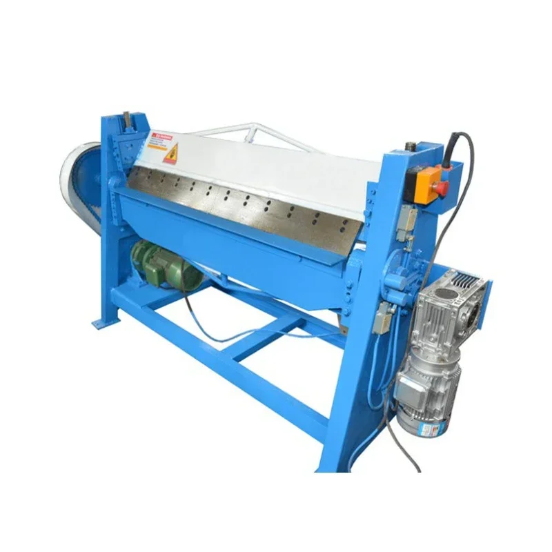 Maquina dobladora de lamines de métal