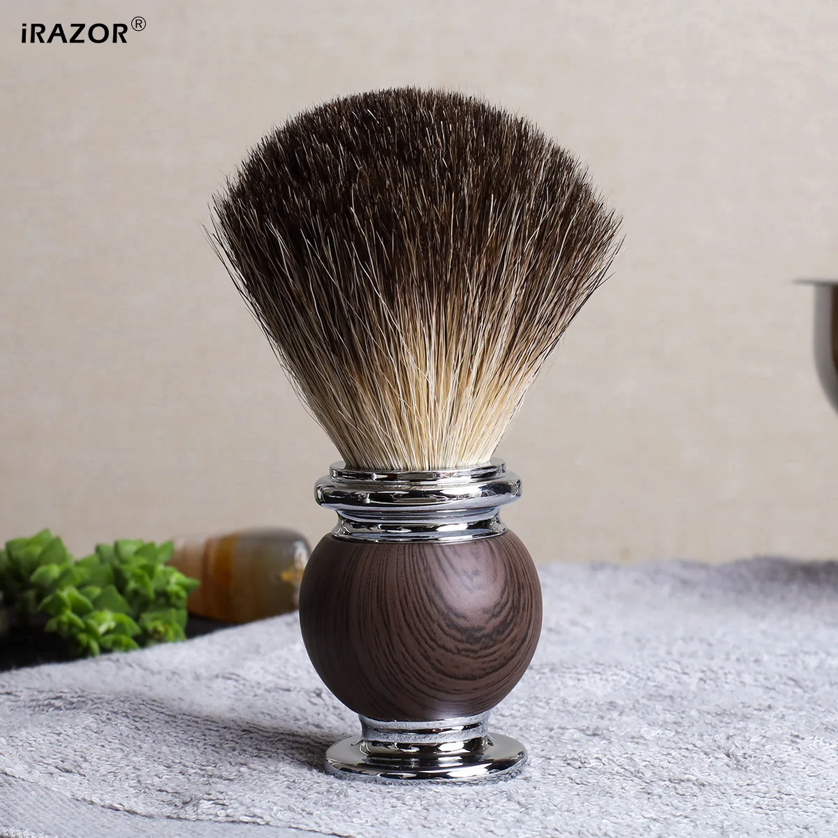 iRAZOR Natural Bristle Men's Shaving Brush Rosewood Grain Handle Classic Barber Razor Accessory for Wet Shave Beard Care Kit