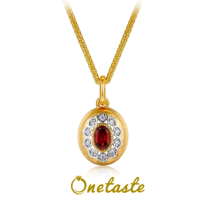 

925 Sterling Silver Natural Garnet Oval Pendant Necklace Women Zircon Classic Europe Court Style Chokers Necklaces 2023 New Gift