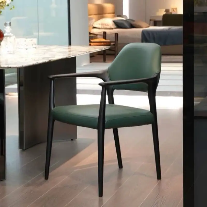 

Retro Leather Luxury Dining Chairs Armrest Elegant Mid Century Office Sofa Camping Conference Sedie Sala Da Pranzo Furniture