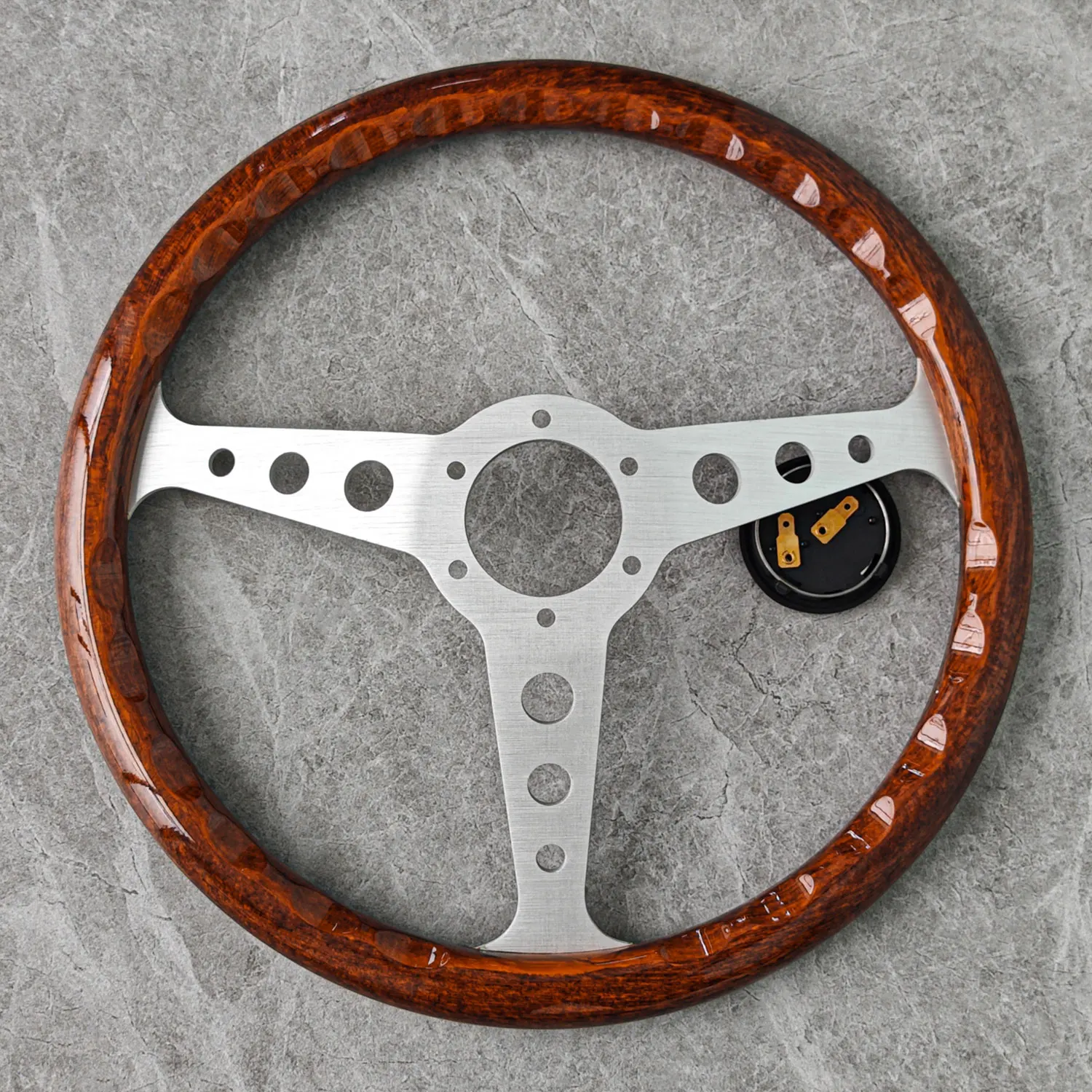 عجلة قيادة Motorsport Indy Heritage مقاس 350 مم. عجلة قيادة رياضية من خشب الماهوجني ومقلمة من الألومنيوم المصقول PC-ST54