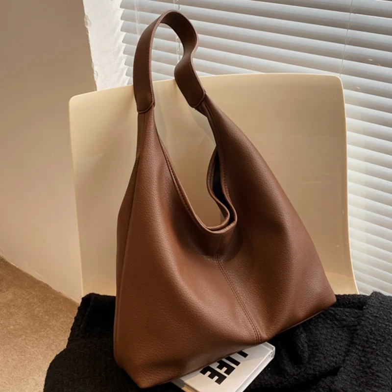 

Vintage Tote bag Women's summer new fashion bag Large capacity shoulder tote Soft leather underarm bag commuting everything