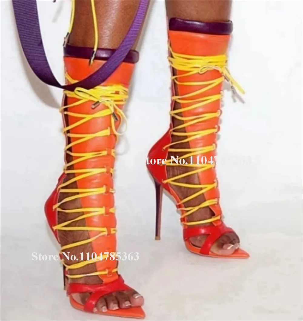 

Оранжево-красные матовые кожаные сапоги-гладиаторы на шпильке с пэчворком, с острым открытым носком, на шнуровке, на тонком каблуке, до середины икры, длинные сандалии-сапоги