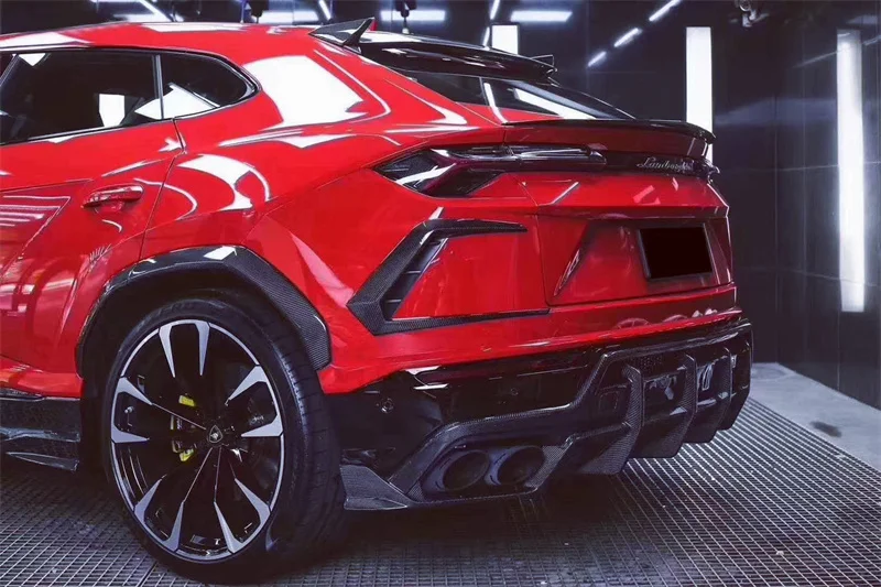 Car Adjustment Kit Rear Bumper Body Kit for Lamborghini URUS Forged Carbon Fiber T-style Rear Diffuser Rear Lip