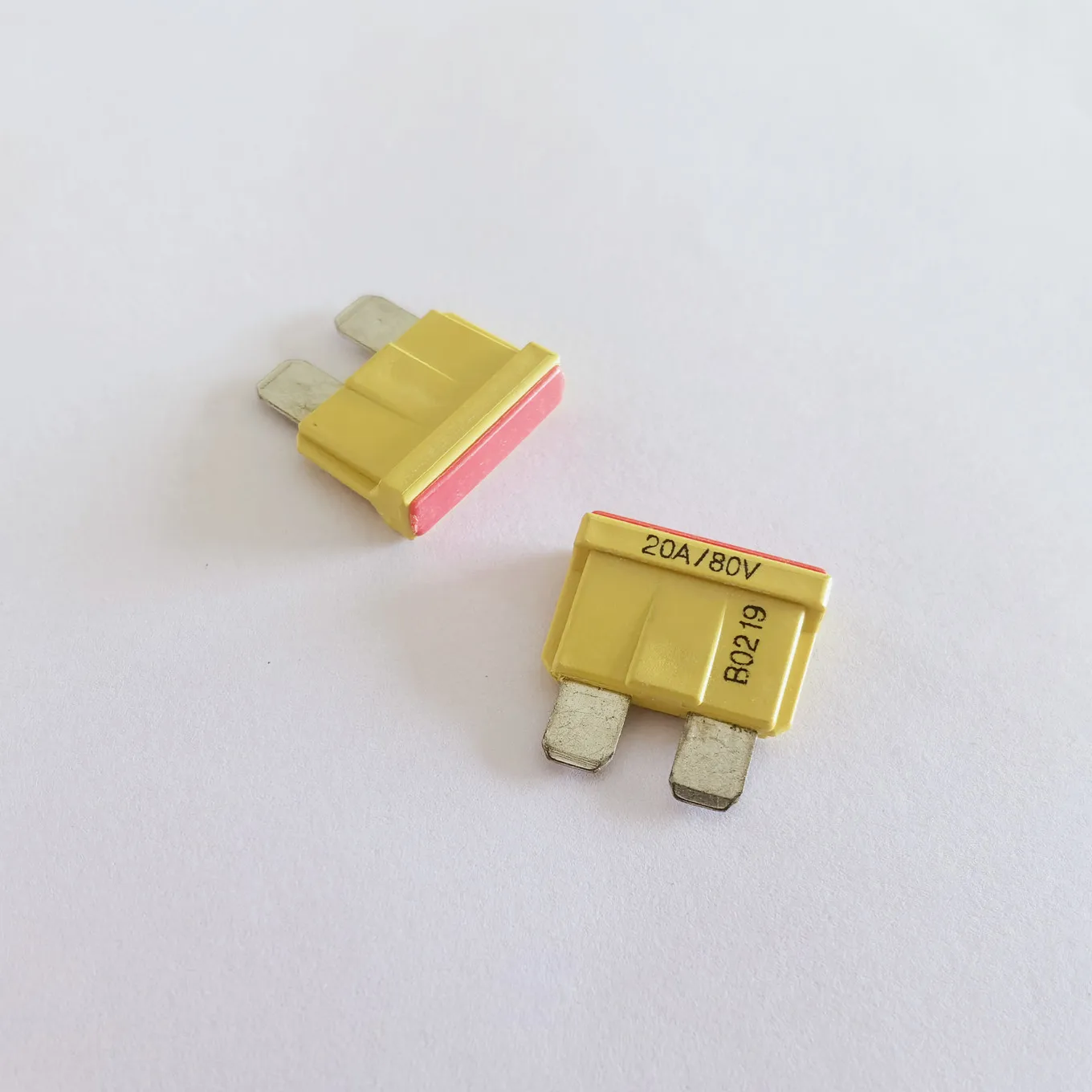 

Original new 100% printing machine fuse 10A 20A 30A 80V 19X5X13.2mm