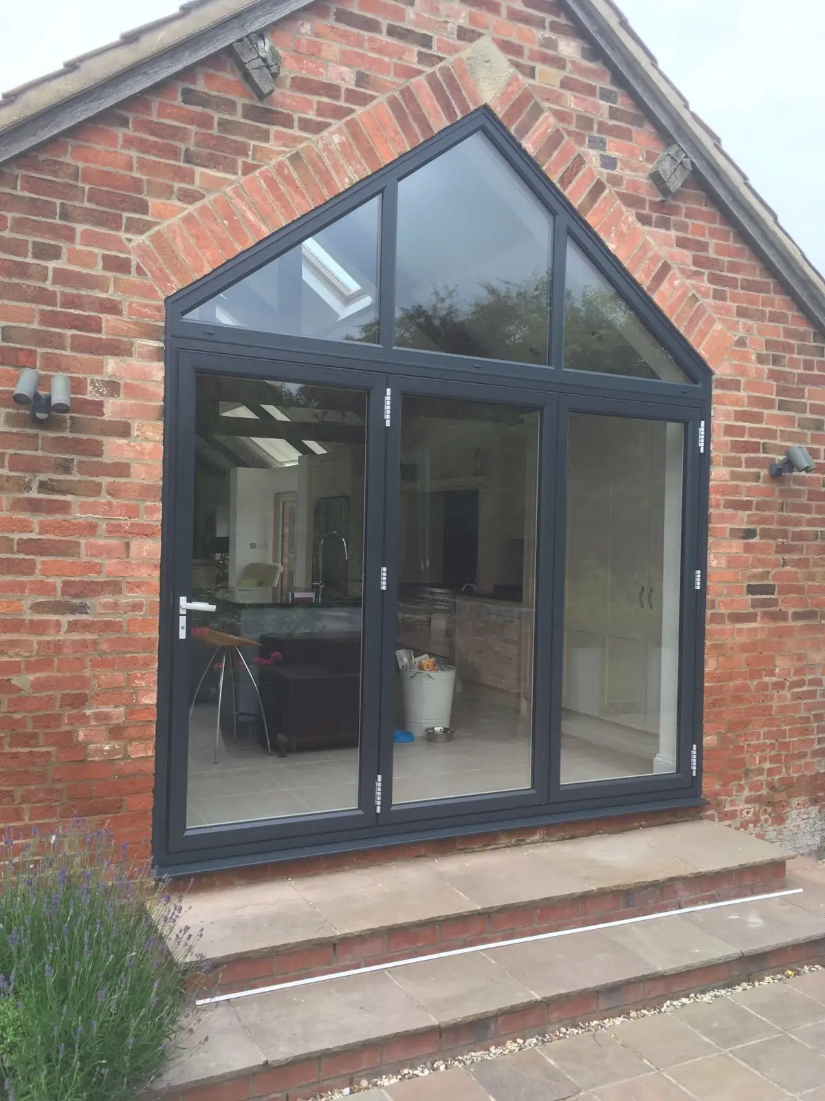 

DN Accordion Type Folding Door Outdoor Use Multi Locking Folding Patio Doors Exterior Vertical Bifold Aluminum Doors Security