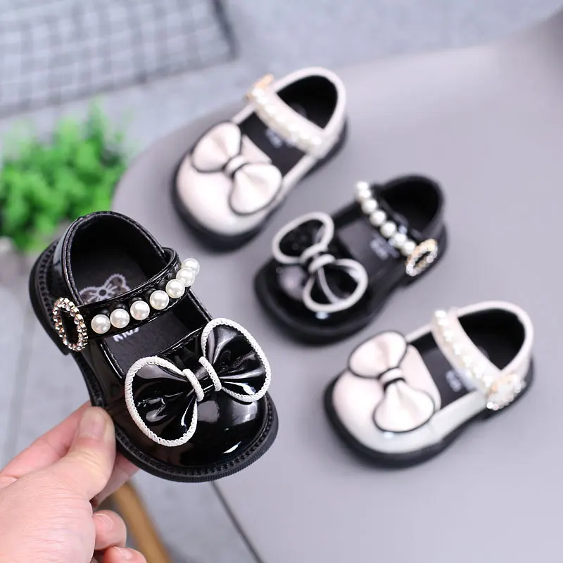 

New Kids Girls Christmas Dress Shoes Spring Autumn Princess Leather Shoes with Soft Soles for Students and Children Ages 0-5