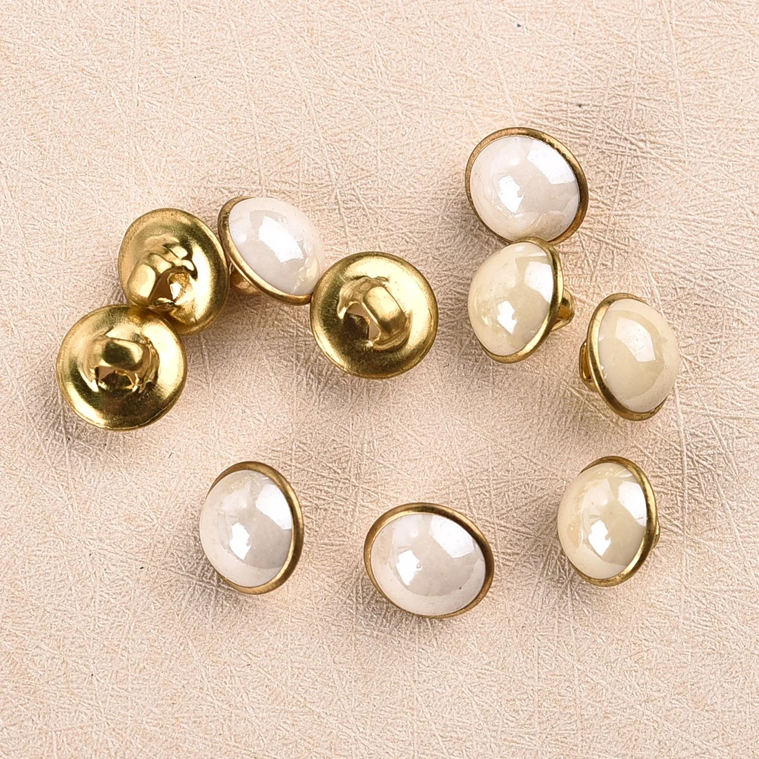 50Pcs/Set White Black Color Pearl Shank Buttons Metal Back 10mm Diameter Sewing Buttons For Clothing Dress DIY Decoration