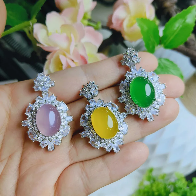 New natural chalcedony silver-plated diamond-studded necklace in a new Chinese style, offering a light luxury and vintage elegan