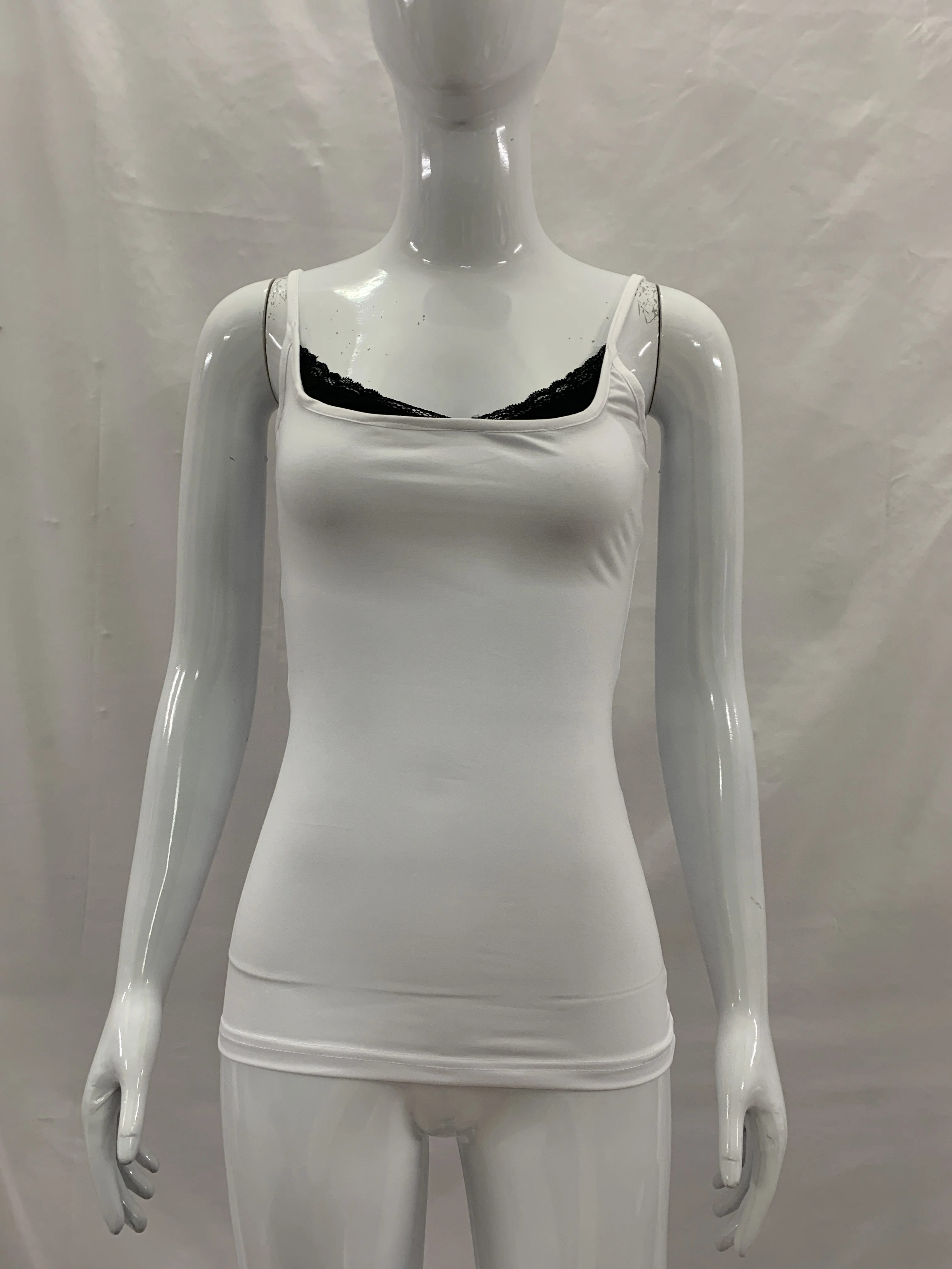 Y2K Hot Girl Einfarbiges Tanktop mit dünnen Trägern, seitlicher Spitzenverzierung, eng anliegend, ärmellos, lässiges Street-Style-Top. – Detail 6