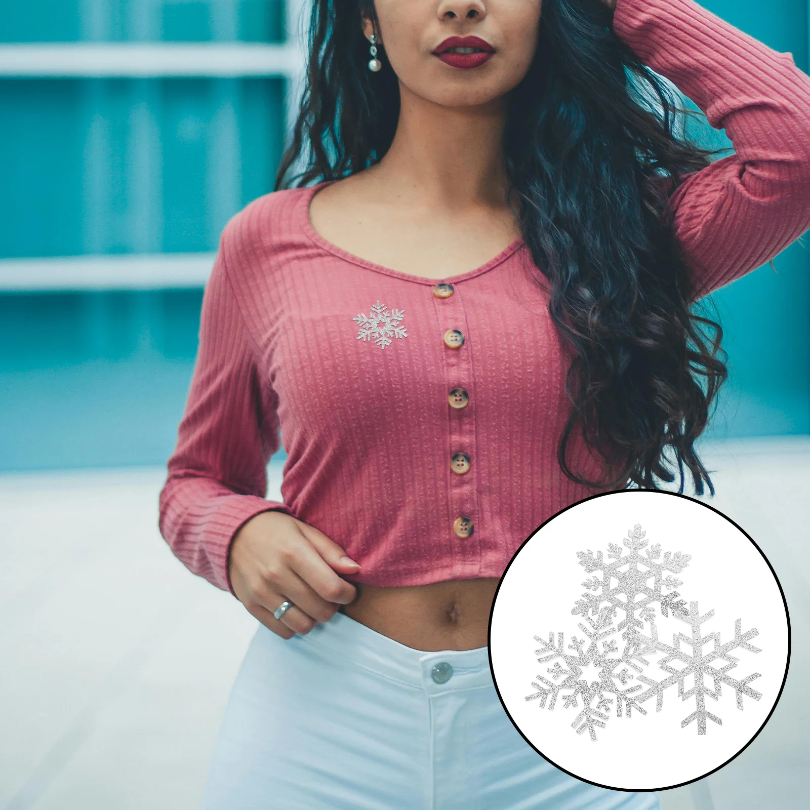 

30Pcs DIY Snowflake Iron on Patches Embroidered Applique Winter Christmas Clothing Jackets Hats Bags Backpacks Repair