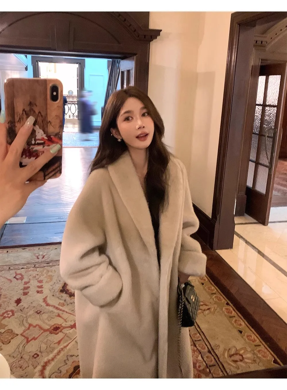 

Swan 2025 New Model Fur Coat Made of Synthetic Beaver Fur for Women - Winter High-End Long Sleeve Eco-friendly Fur Coat with Sof