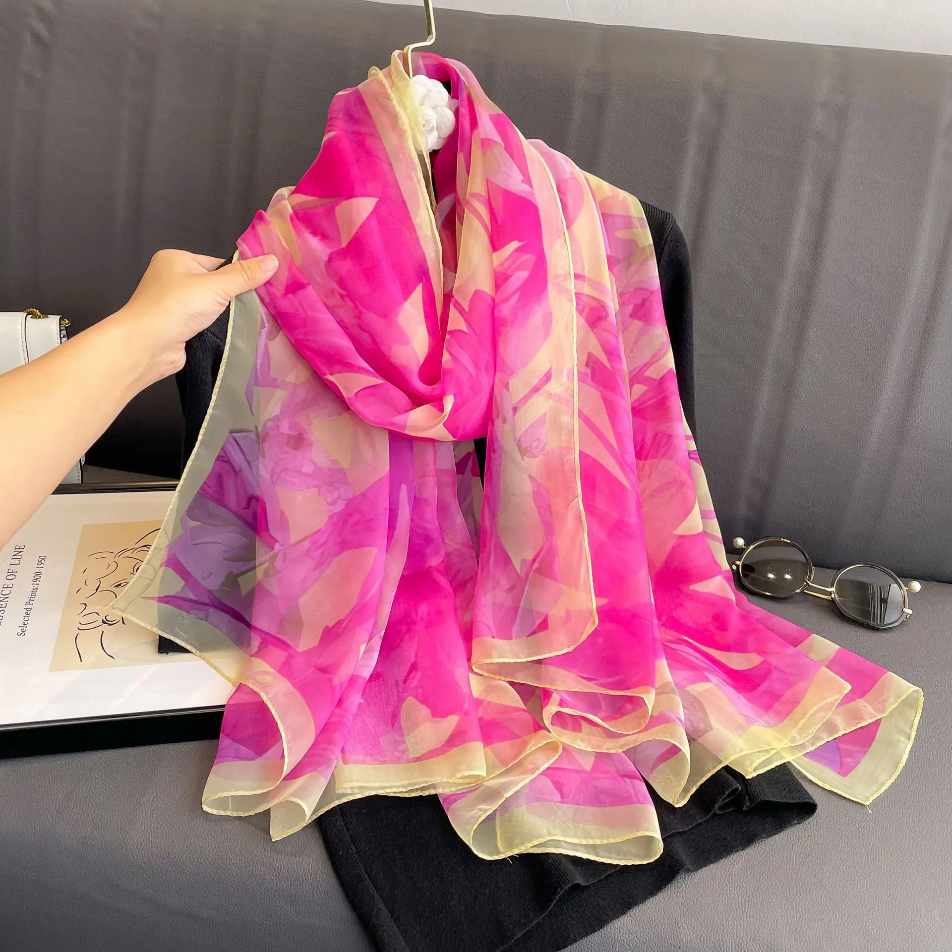 Luxury Silk Scarf Hijab Women Soft Warm Pashmina Neck Beach Stoles 2024 Head Scarves Echarpe Shawl Large Wrap Echarpe Bandana