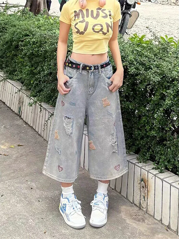 

Retro Japanese Harajuku Style Embroidered Bear Hole Design Jeans Shorts Women Summer Loose Slimming Seven-Five Middle Pants
