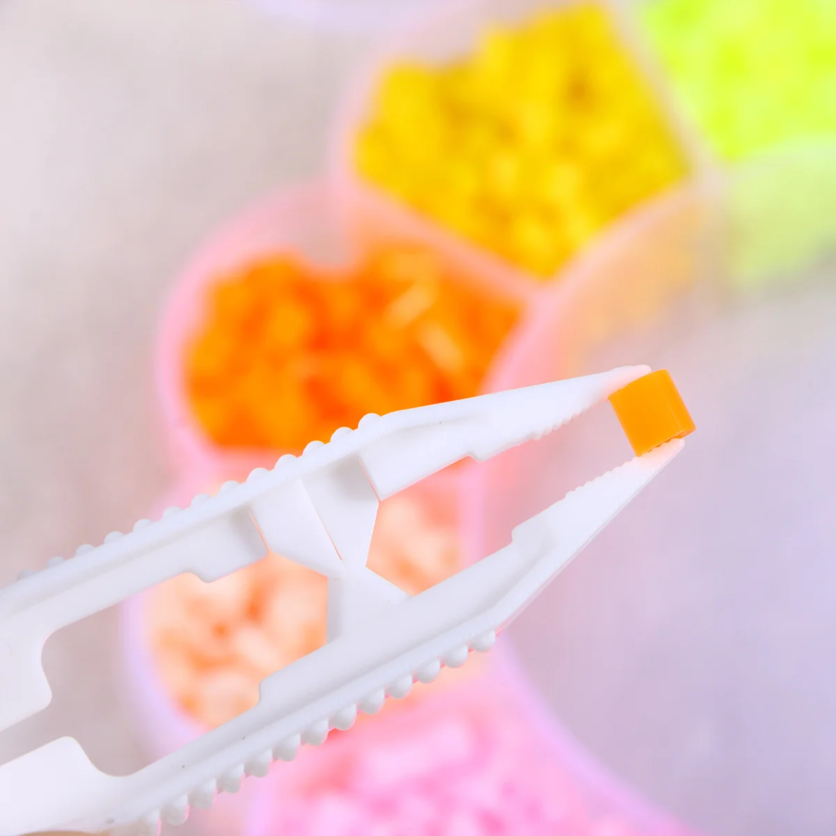 Kit de manualidades de cuentas para niños, juego de rompecabezas con fusibles, pinzas de tablero perforado de 5mm, juguete seguro EVA, Idea de regalo, decoración de fiesta, 1200 Uds.