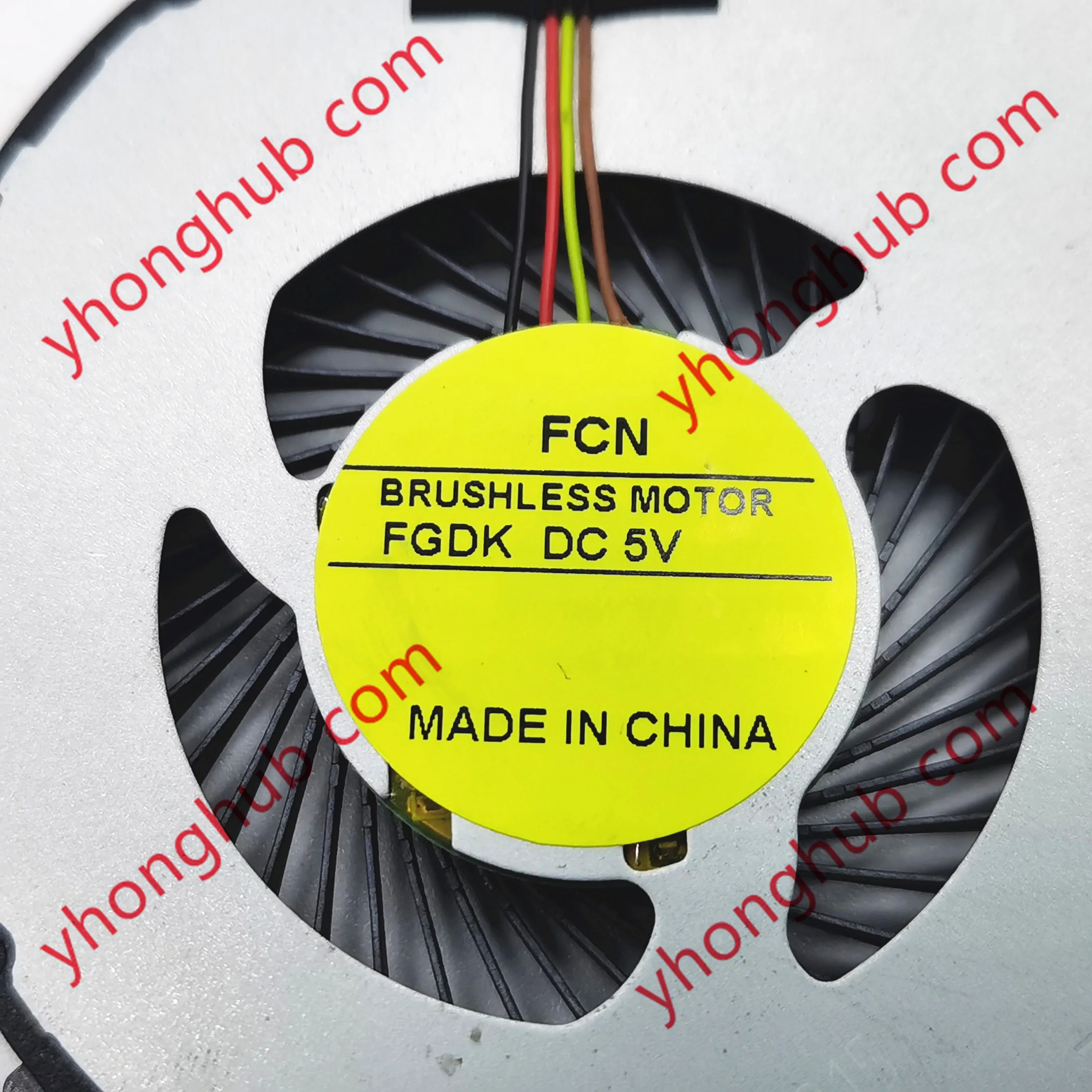 ENVY17-N M6-P P113DX DFS541105FC0T FGDK تيار مستمر 5 فولت 0.5A 4-سلك خادم مروحة التبريد