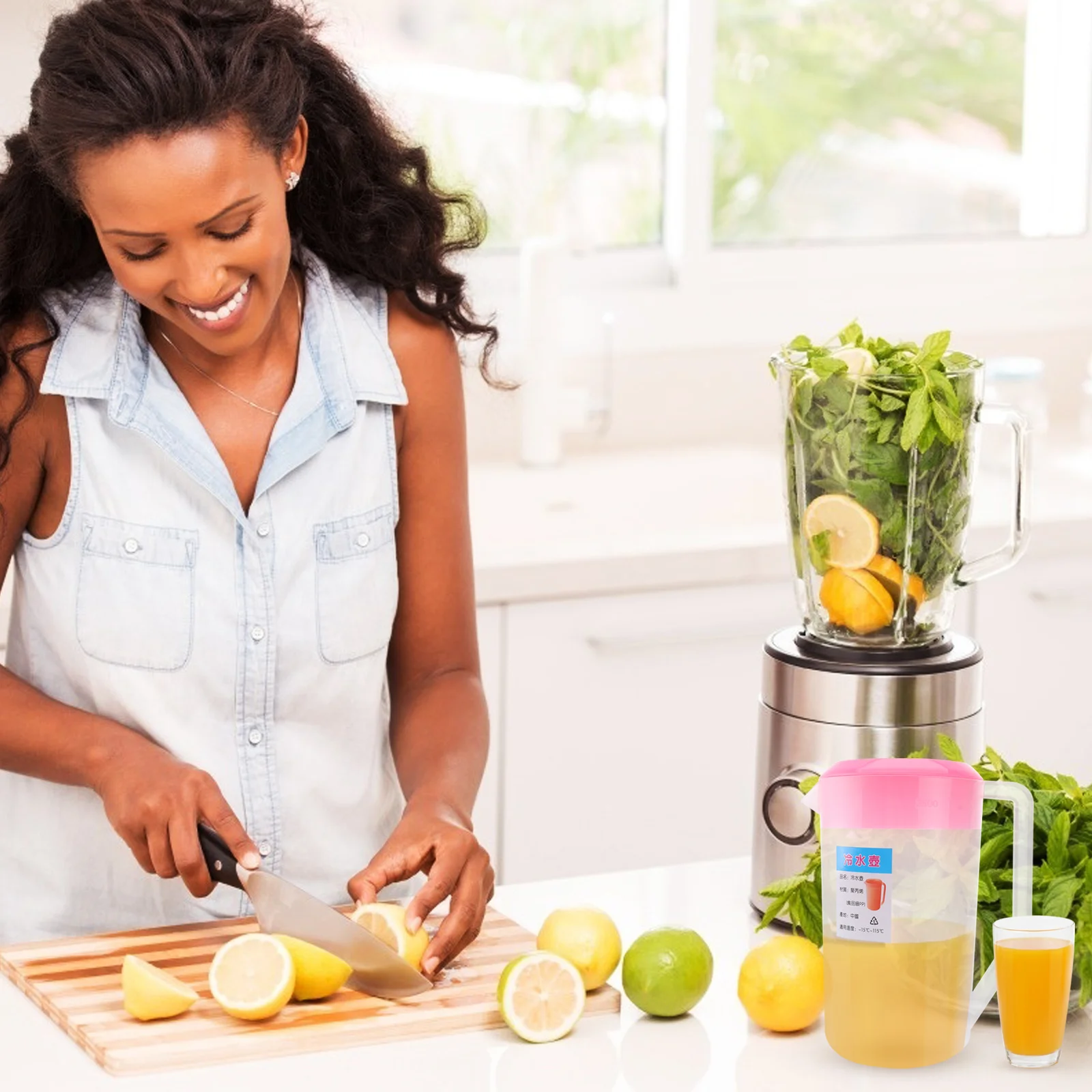 

Cold Pot Plastic Cold Water Jug for Home Parties Juice Beverage Pitcher Water Kettle Pot Measuring Kettle Beverage