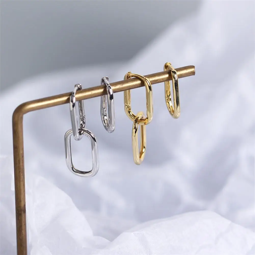1 Pair Women Earrings Paper Clip Shape Polished Alloy Geometric Bland Style Club Party Commuting Hanging Earrings Ear Jewelry