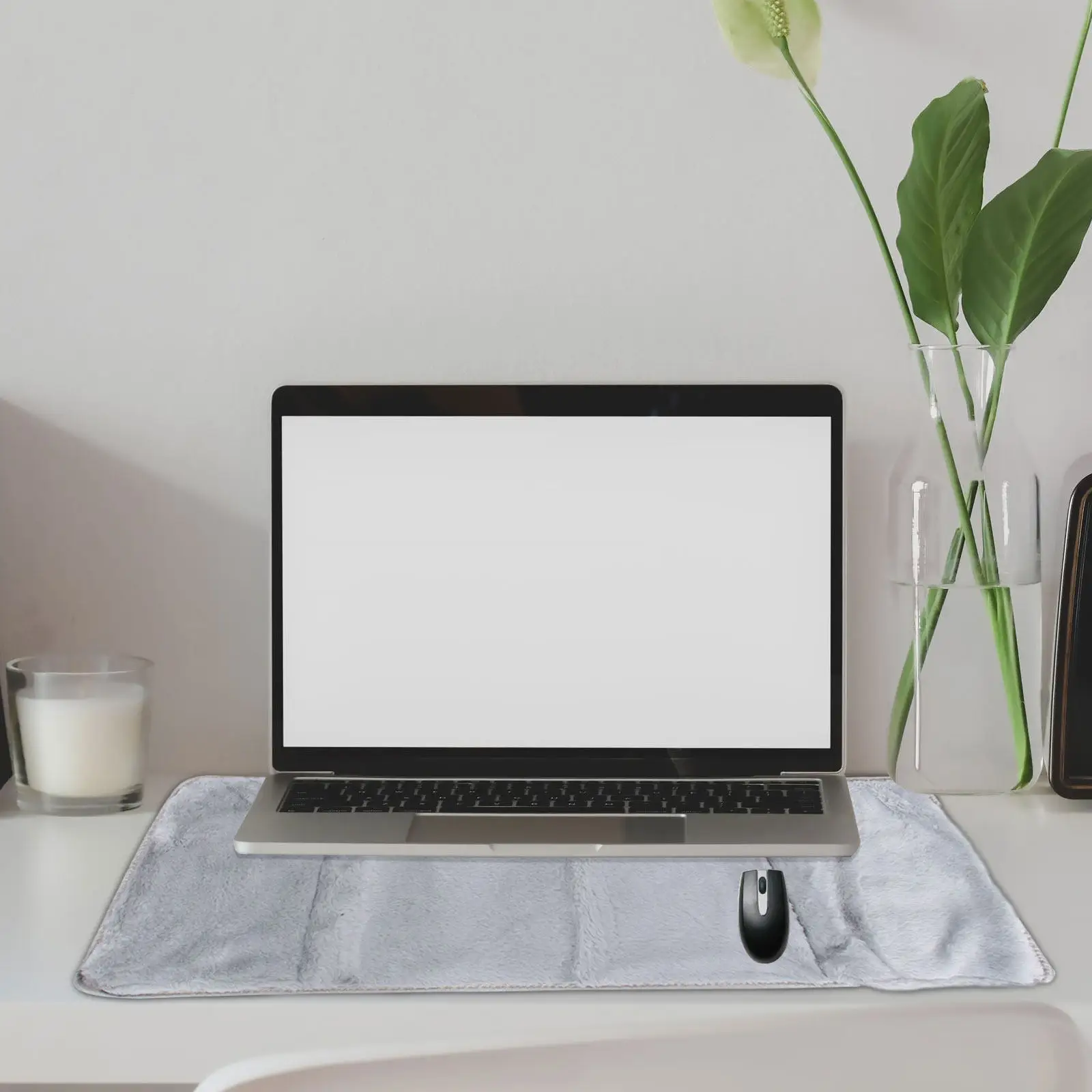 1Pcs Computer Keyboard Pad Warm Mouse Mat for Cold Weather Soft Comfortable Surface Ergonomic Wrist Support Desktop Mat Gift