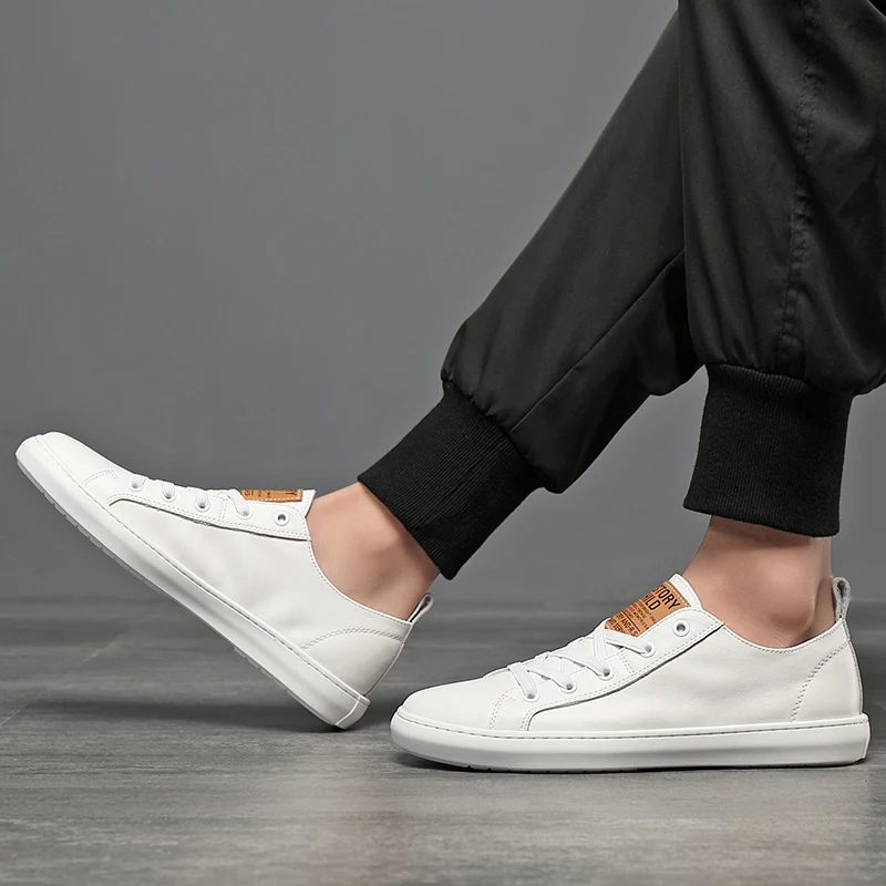 Mens Genuine Leather shoes fashion Designer Casual Sneakers white Luxury Brand Shoes Men Loafers Shoes Male sneakers