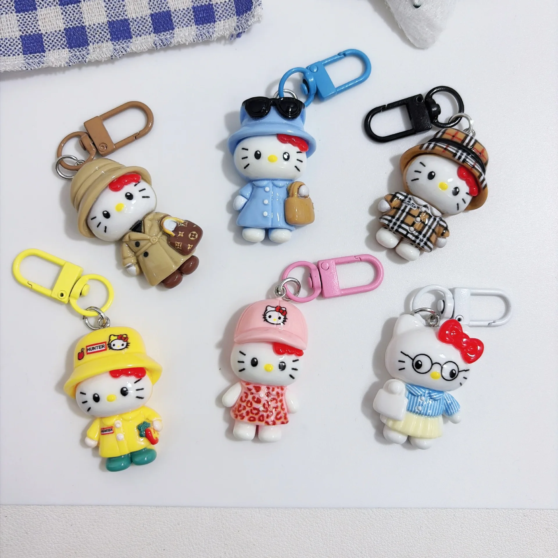 Cute Hello kitty Keychain Cartoon Hat Wreath Backpack Hanging Chain Gift