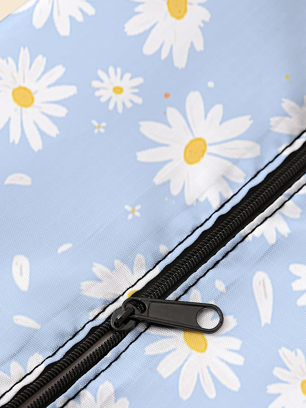 Light Blue Background Daisy Print Handheld Storage Bag, Portable Tote Pouch For Shoes Laundry And Daily Sundries