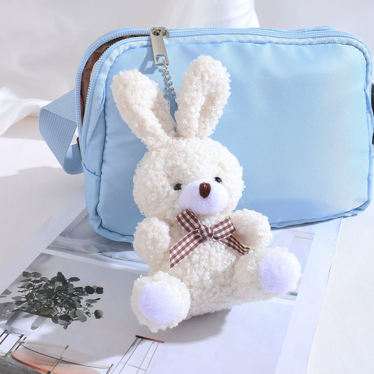 1pc15cm/5,9 pulgadas conejito rizado pequeño conejo de peluche colgante muñeco de peluche nuevo estúpido lindo juguetes de peluche cuatro colores mochila clave char