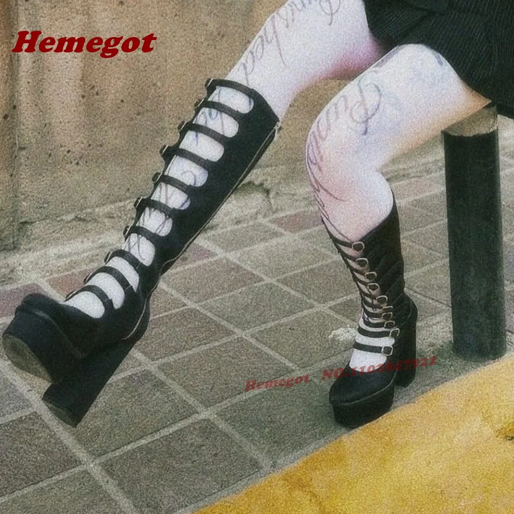 

Черные атласные сапоги до колена в стиле Лолиты на платформе, женские сандалии на массивном каблуке с круглым носком, милая роскошная обувь с вырезами и несколькими пряжками