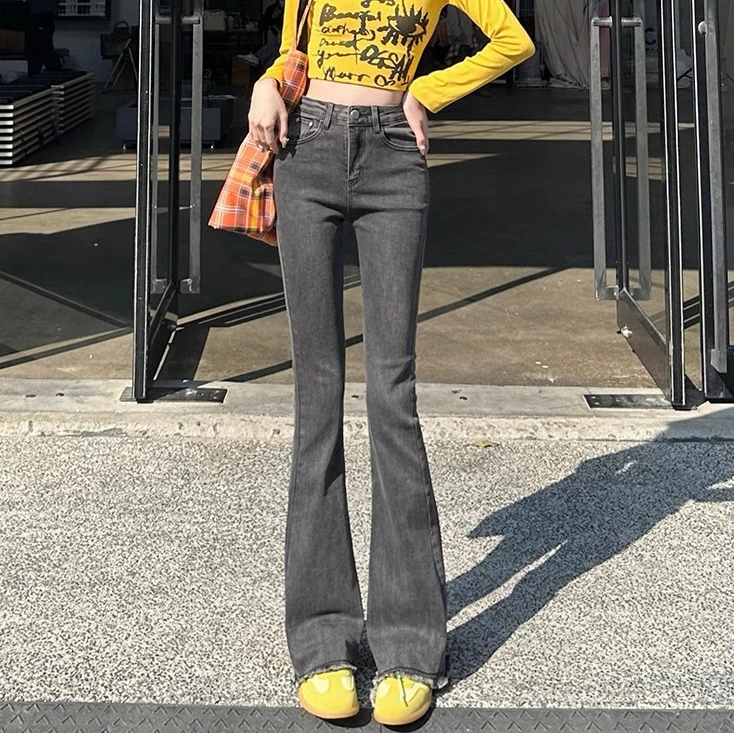 

Smoke gray burlap jeans female 2024 spring new lengthened flared pants high-waisted Slim micro-large dragging pants