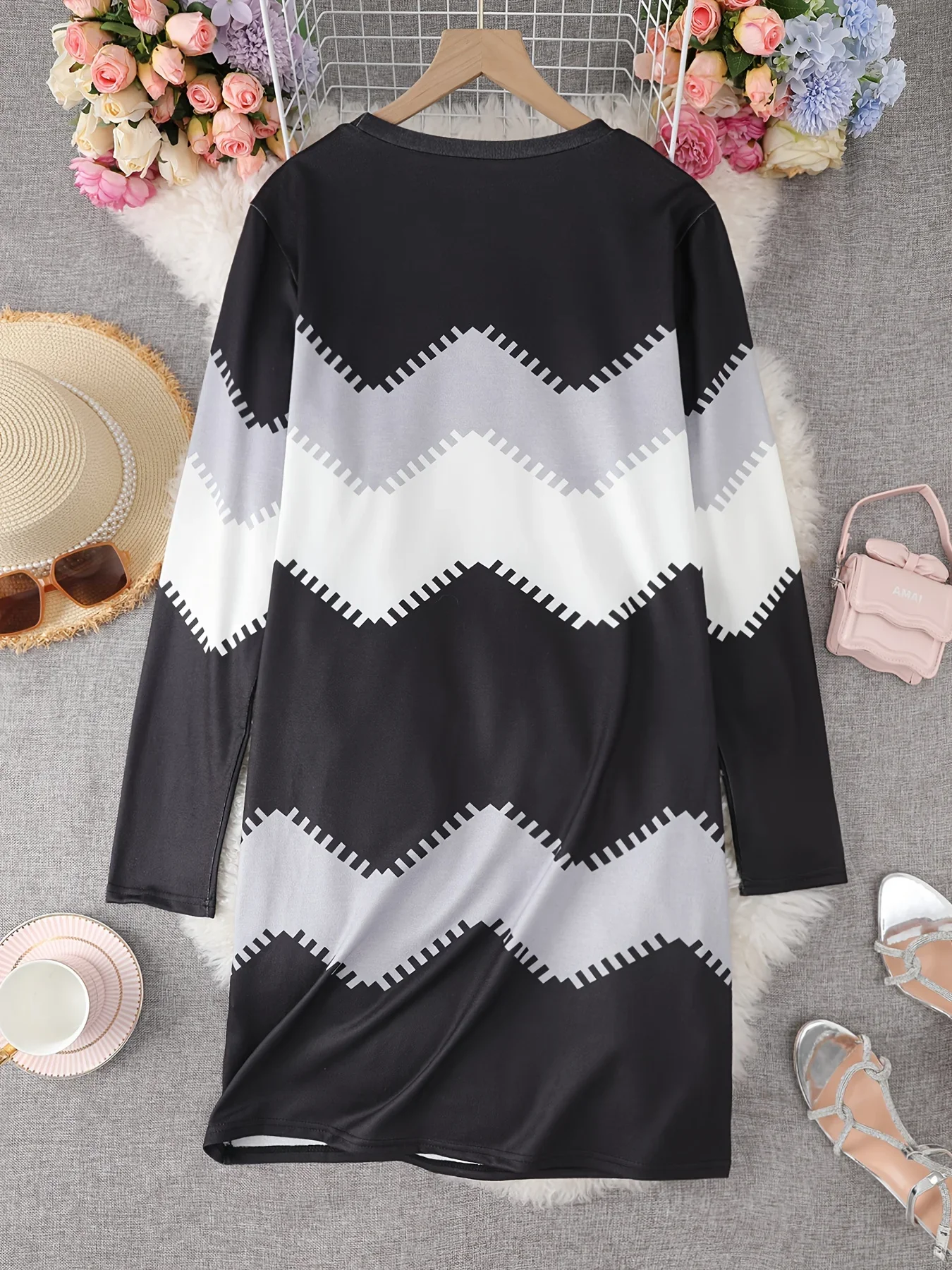 Hot Selling Women\'s Plus Size 1XL-5XL Fashion Long Sleeve O-neck Dress Ladies  Knitted Dress Casual Loose Pullover Dress