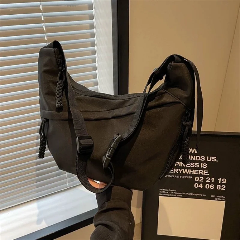 

New Canvas Crossbody Bags Large Capacity Korean Simplified Shoulder Bag Lightweight Solid Color Dumpling Bag Travel