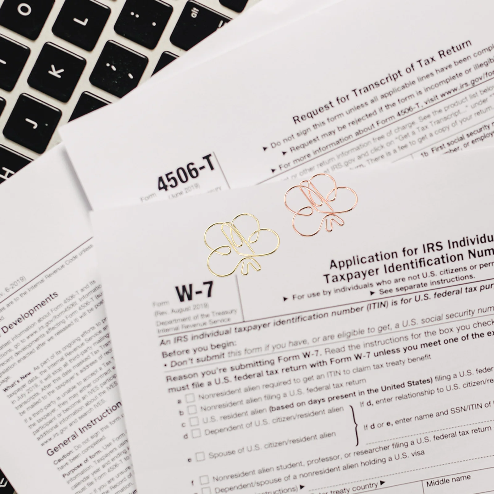 

20Pcs Adorable Paper Clips Small Metal Office Supplies Long Life Cute Decorative File Clips for Documents